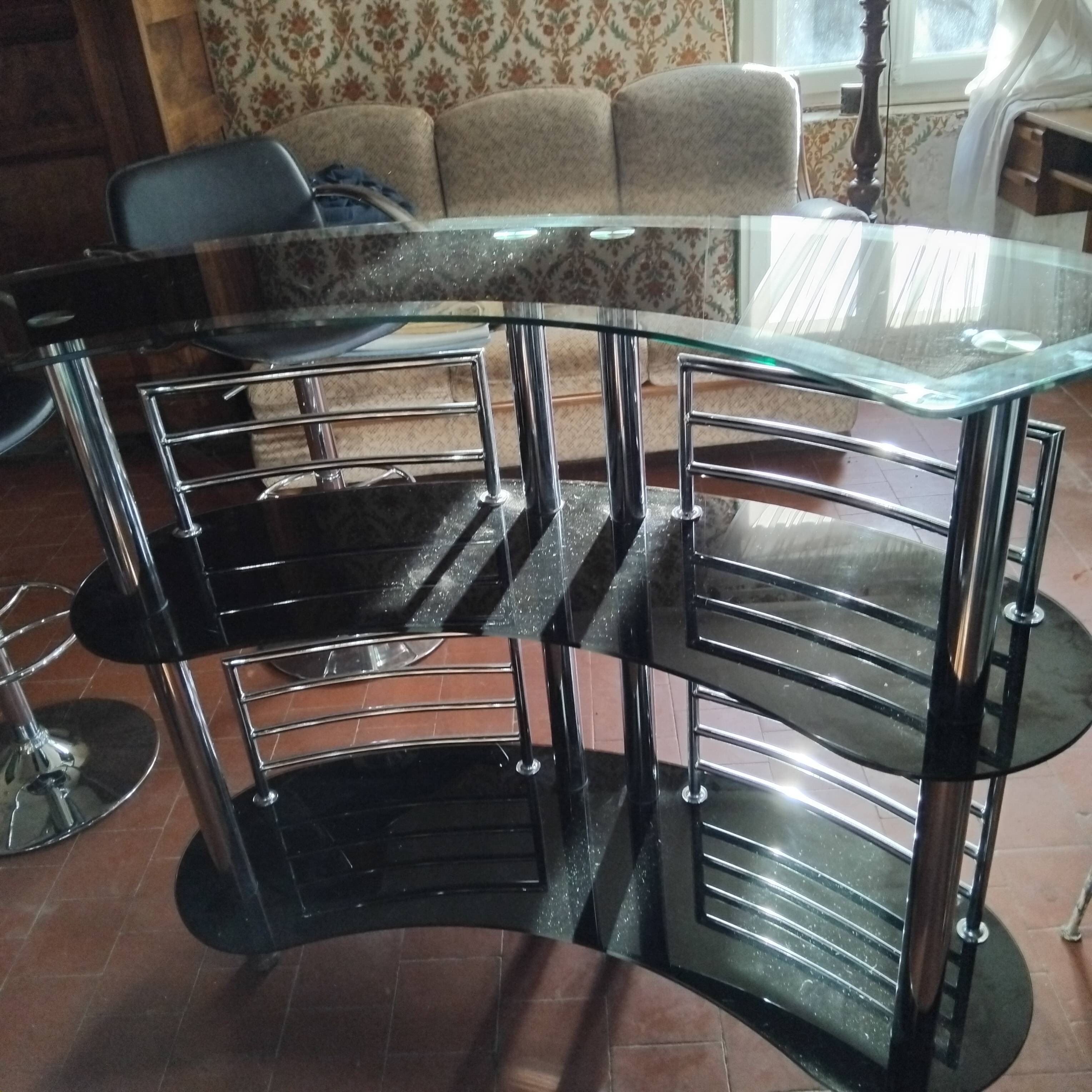 Bar set, tempered glass shelf and 2 stools