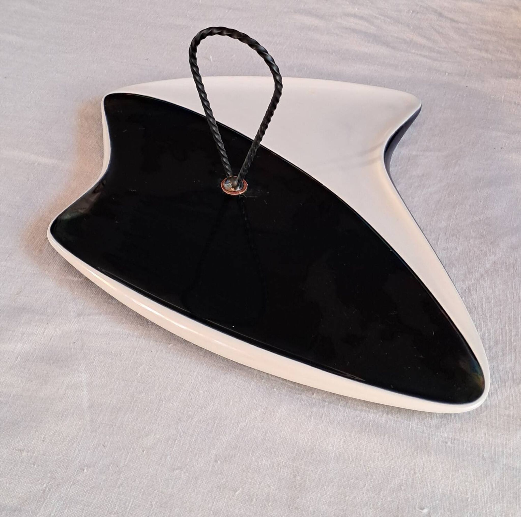 Ceramic plate