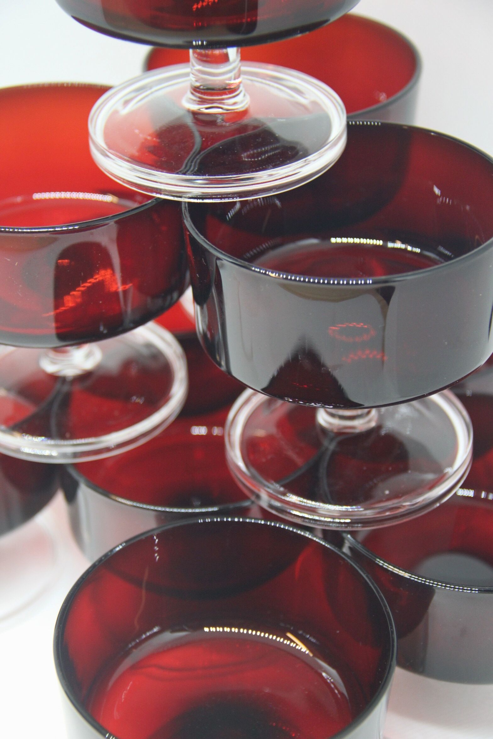 Set of 8 Champagne glasses model Sweden Rubis Luminarc