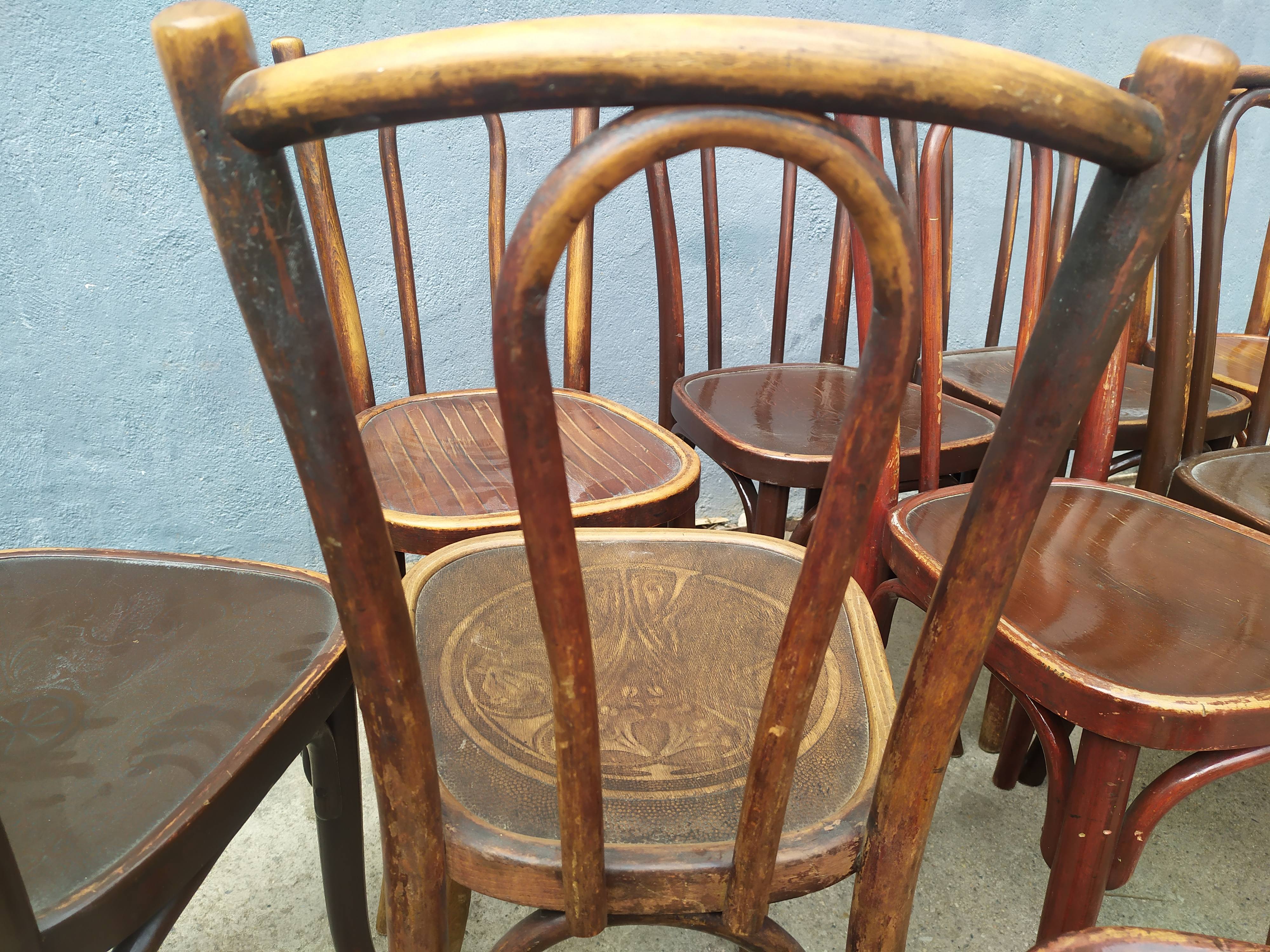 Lot de 16 chaises bistrot