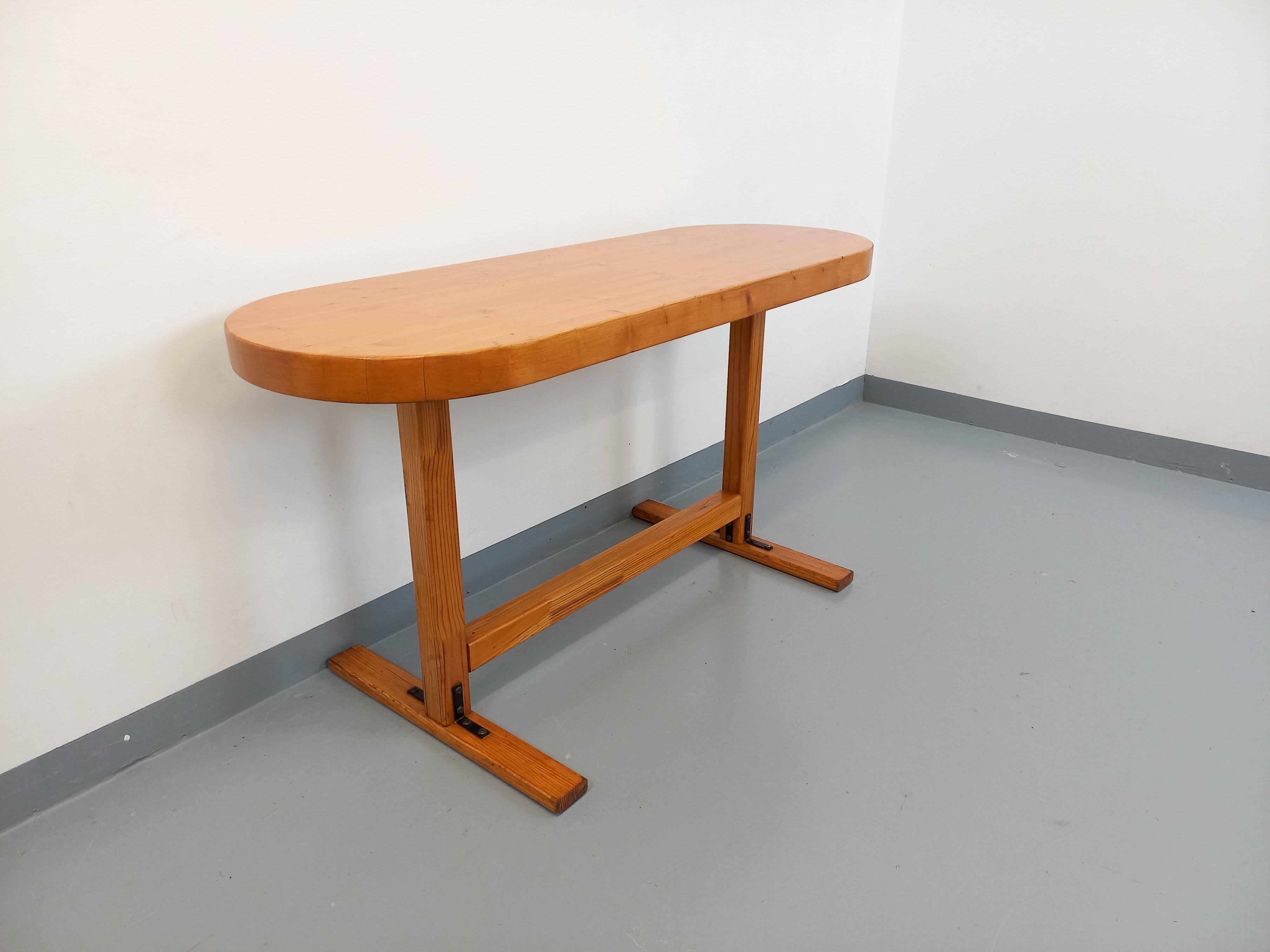 Oval table / vintage pine console from the 60s 70s