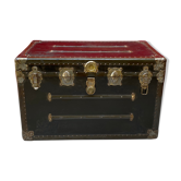 Old trunk