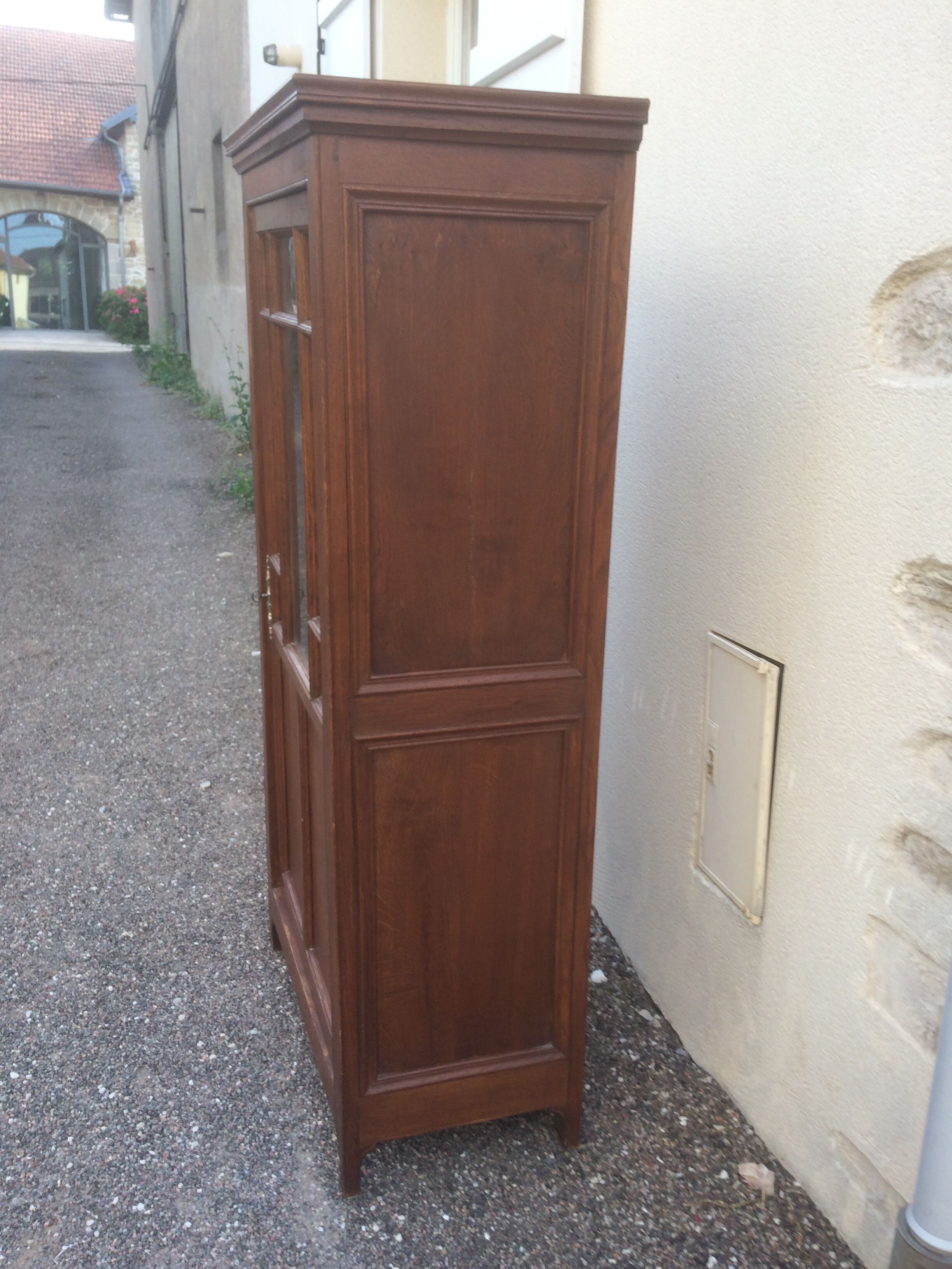 Library in solid oak