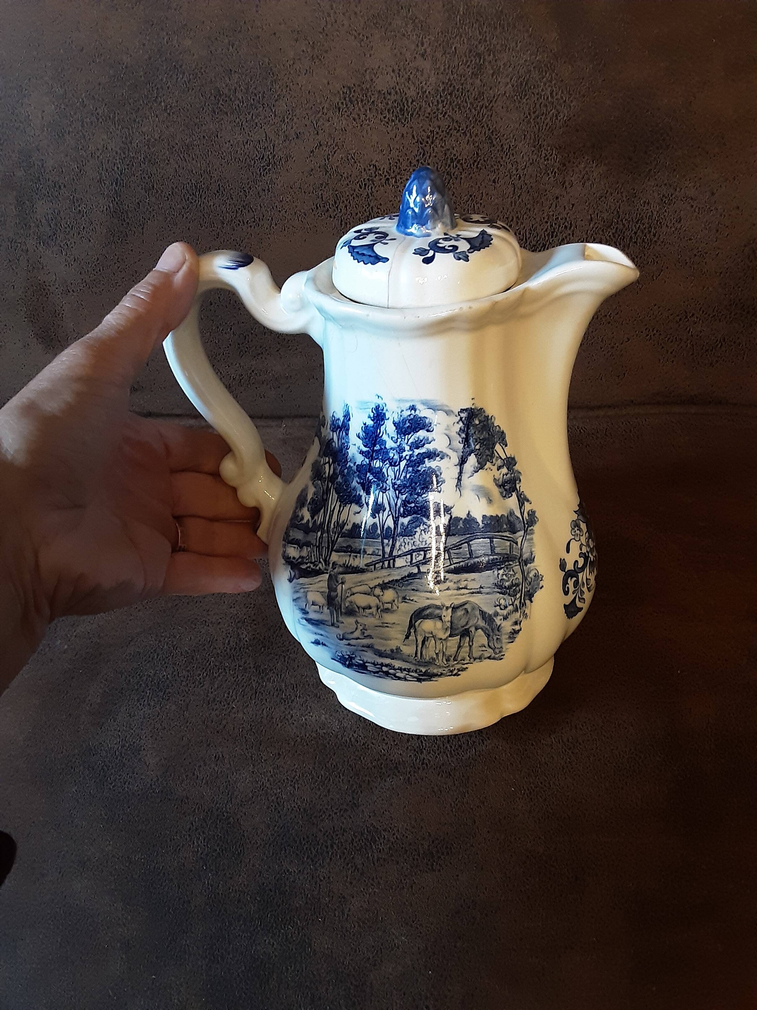 Sarreguemines Derby coffee maker