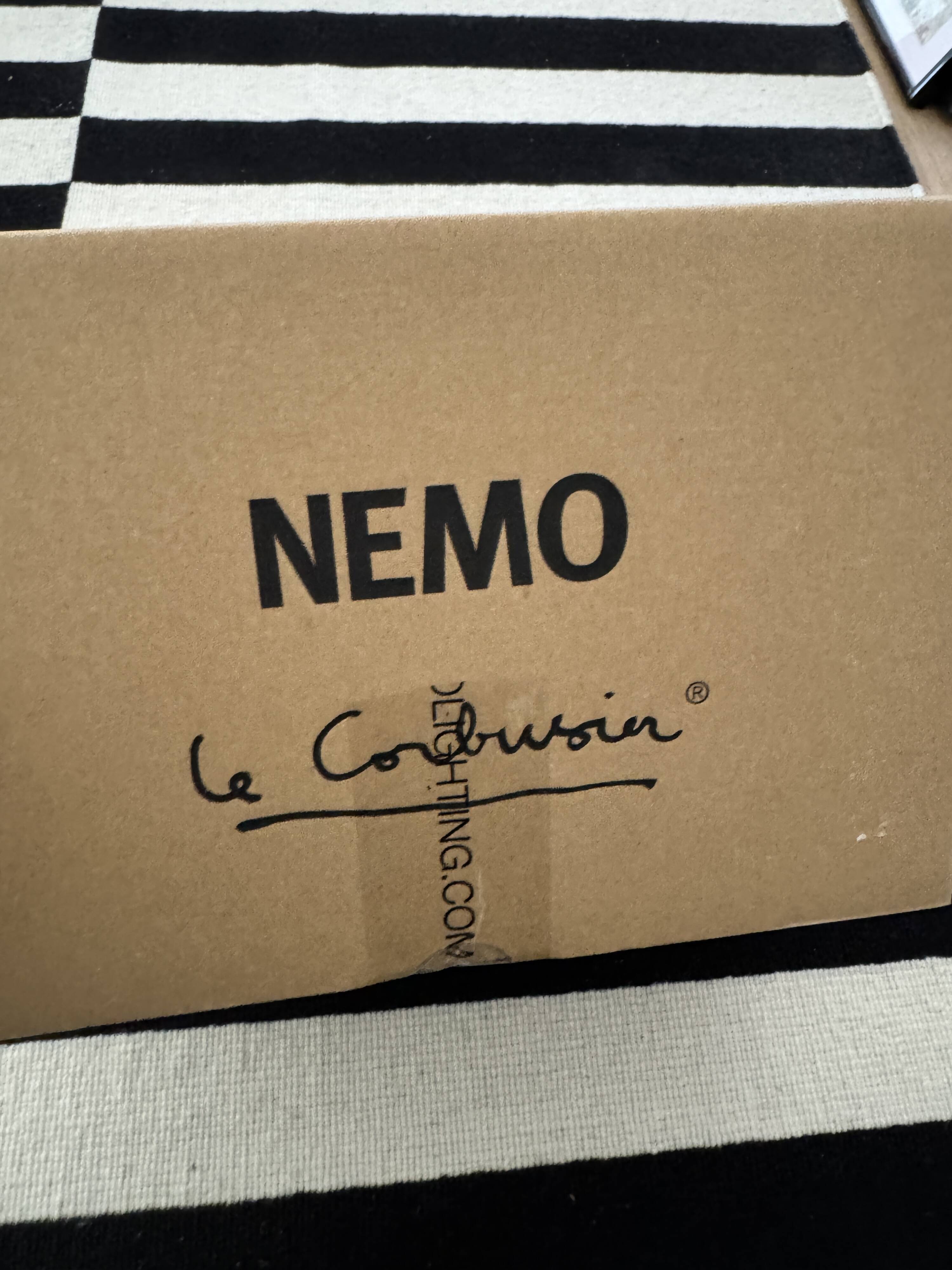 Applique Nemo Le Corbusier noire