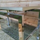 Swivel rolling coffee table