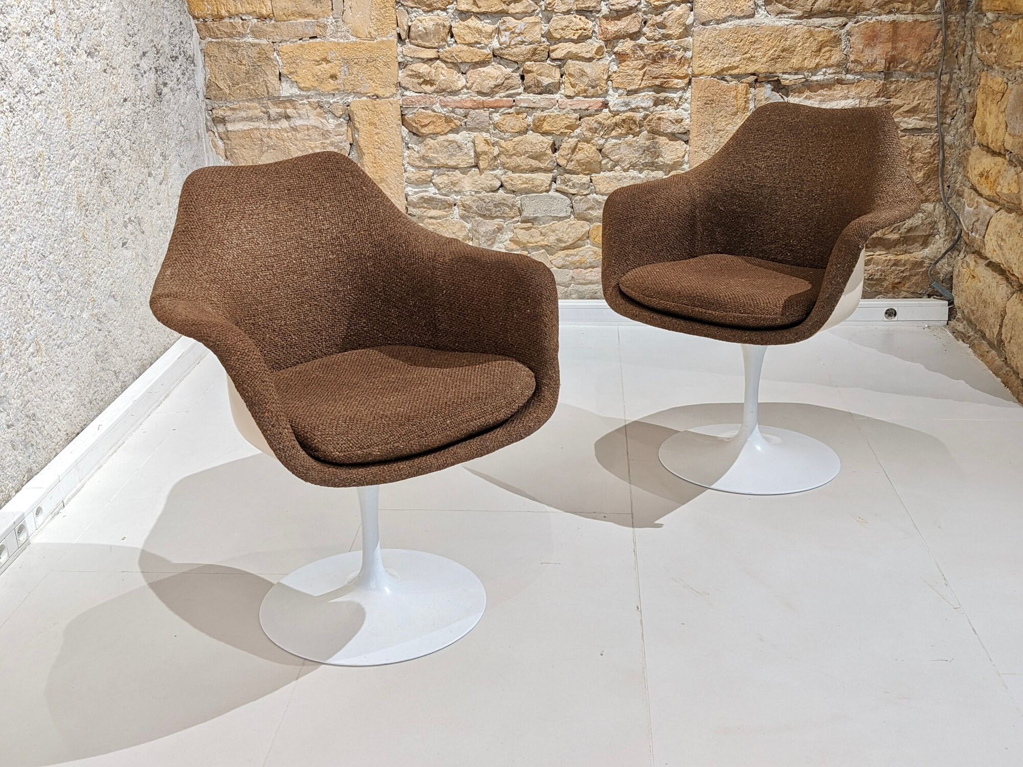 Set of 4 armchairs "Tulip" made by Eero Saarinen for Knoll