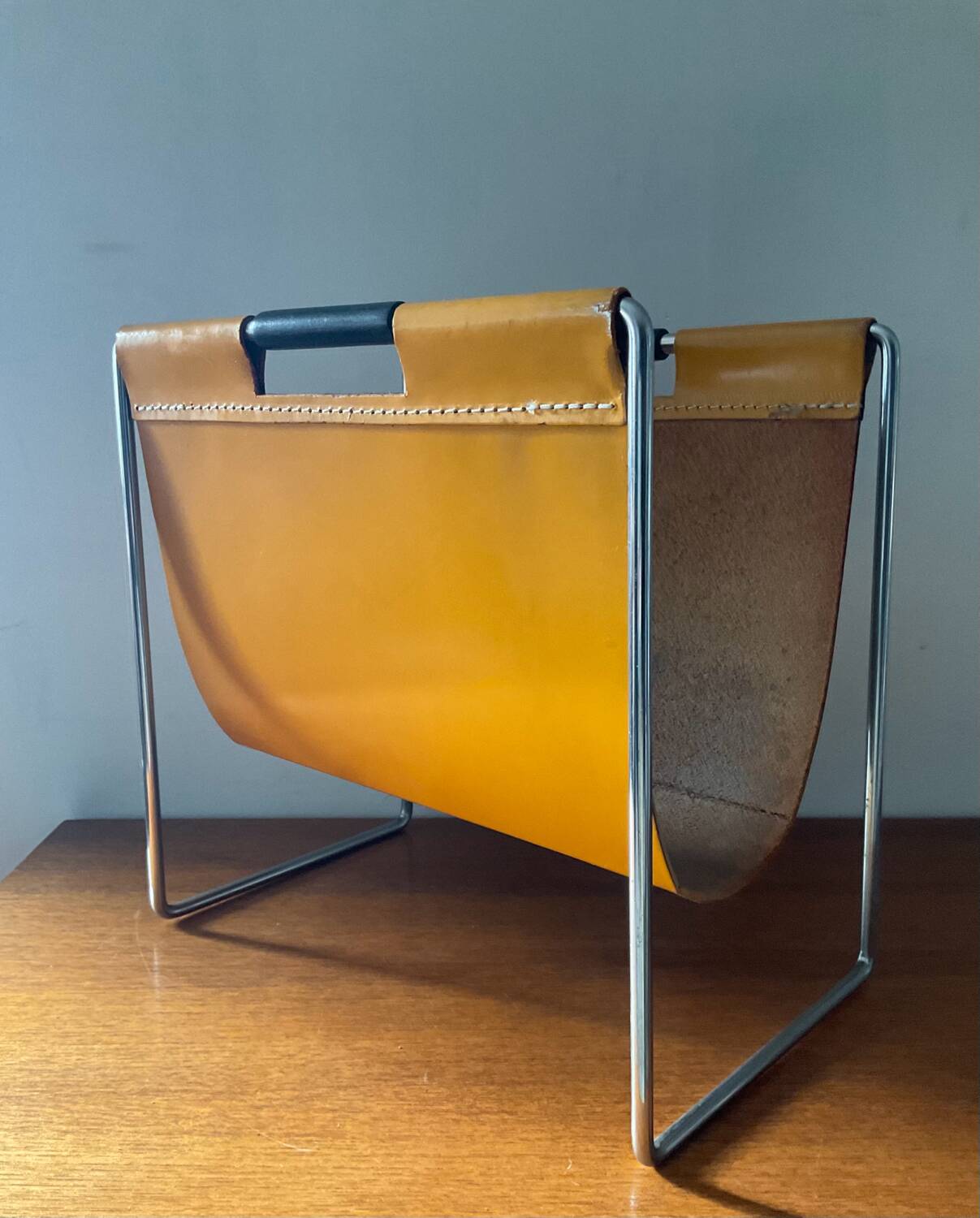 Dodime magazine rack for Brabantia from the 60s and 70s
