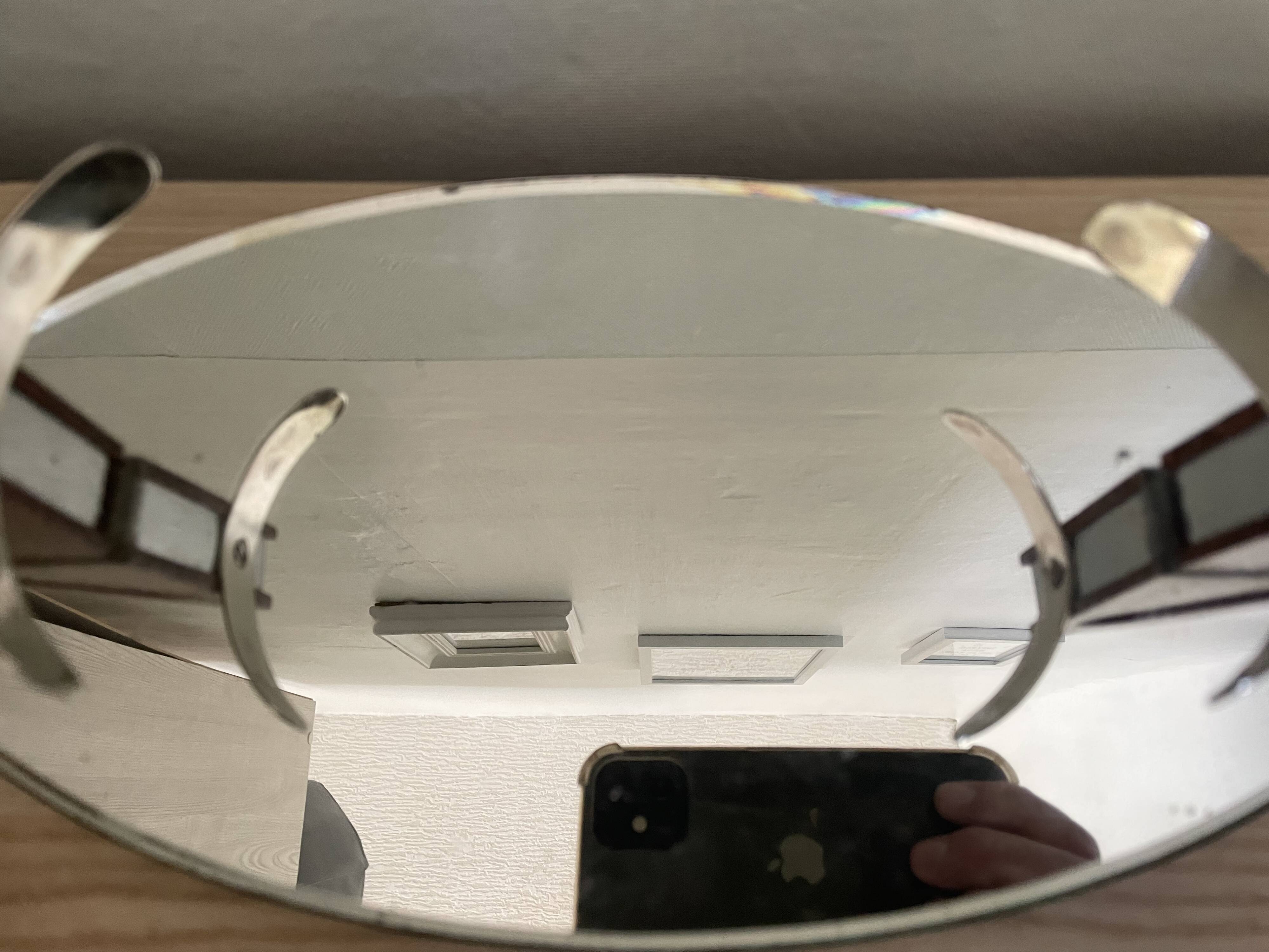 Empty pocket / art deco mirror cup