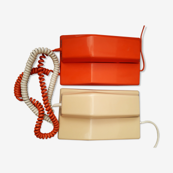 Téléphones contempra orange et ivoire vintage