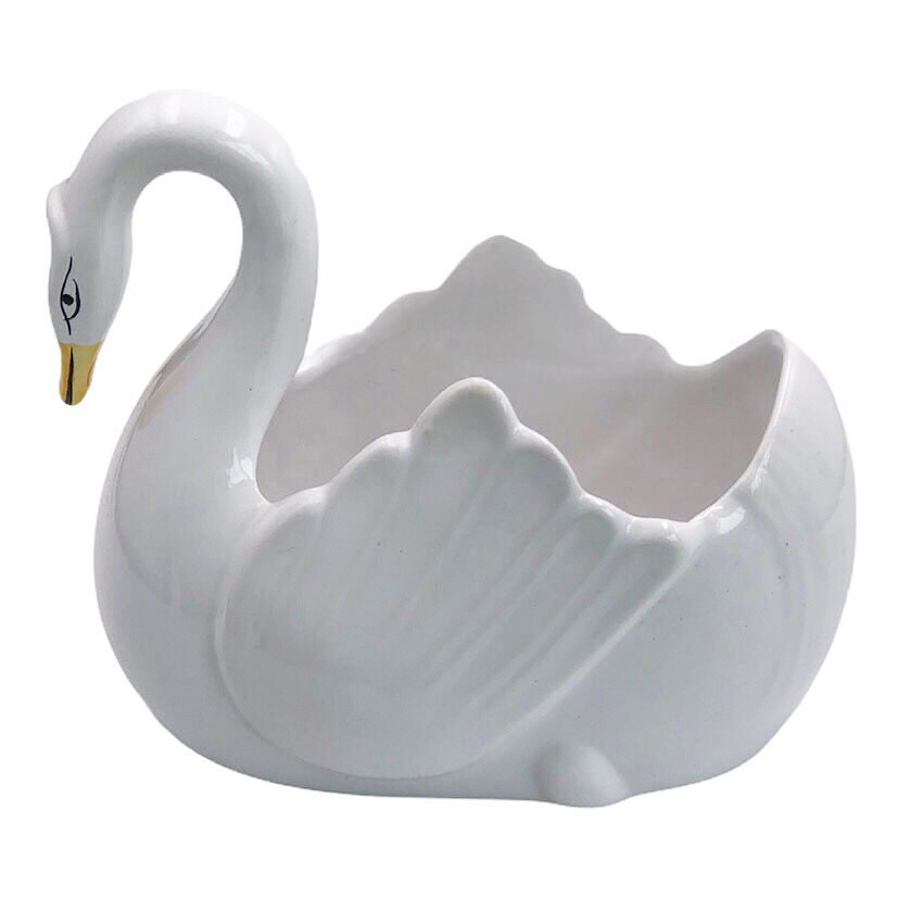 Vintage swan pot cache