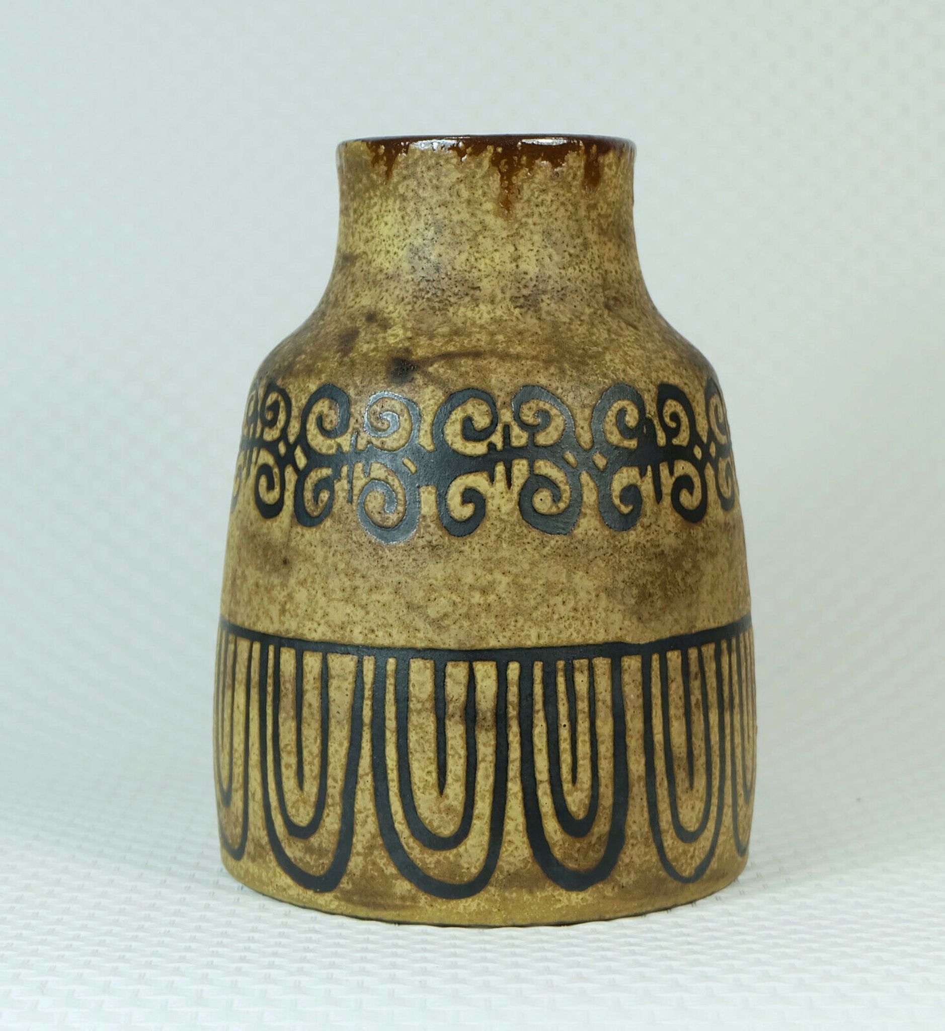 Ceramano vase decor etrusca hanns welling ceramic 1960s
