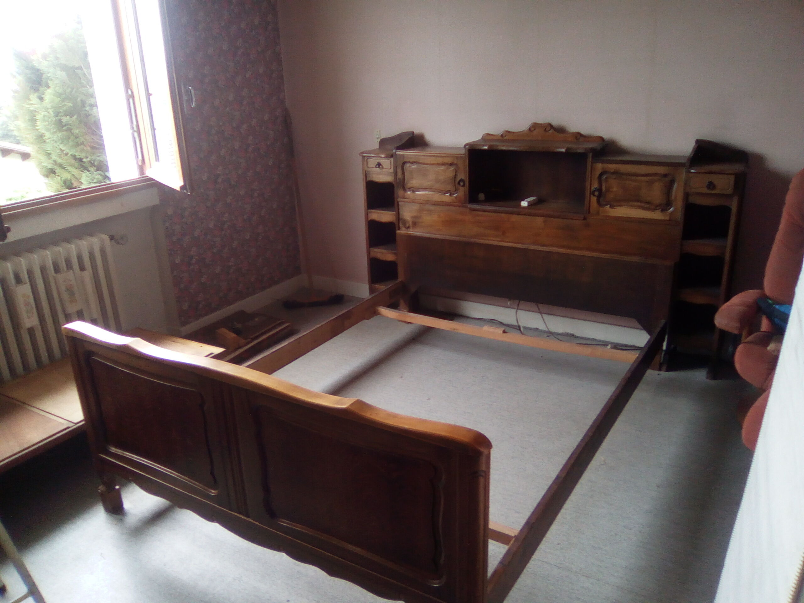 Louis XV style bed / regency in solid wood stained with cozy headboard.