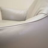 Leather swivel armchair, Italian design, 1990s, manufacture: Natuzzi