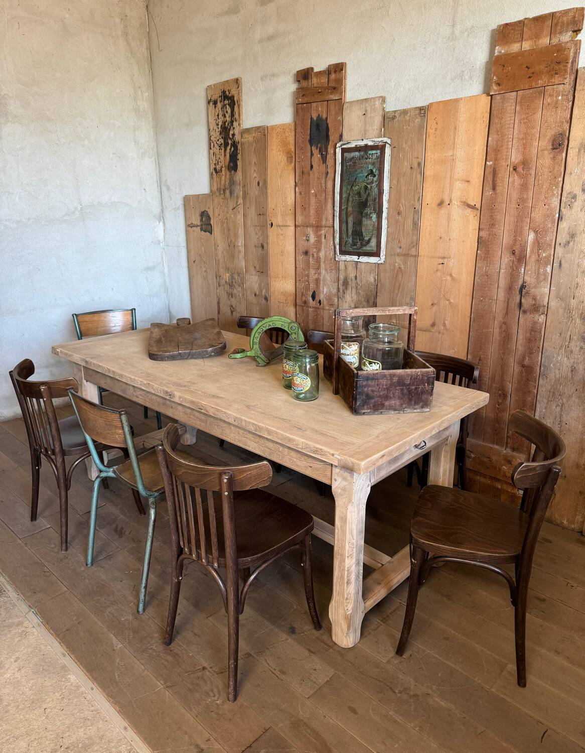 Farm table