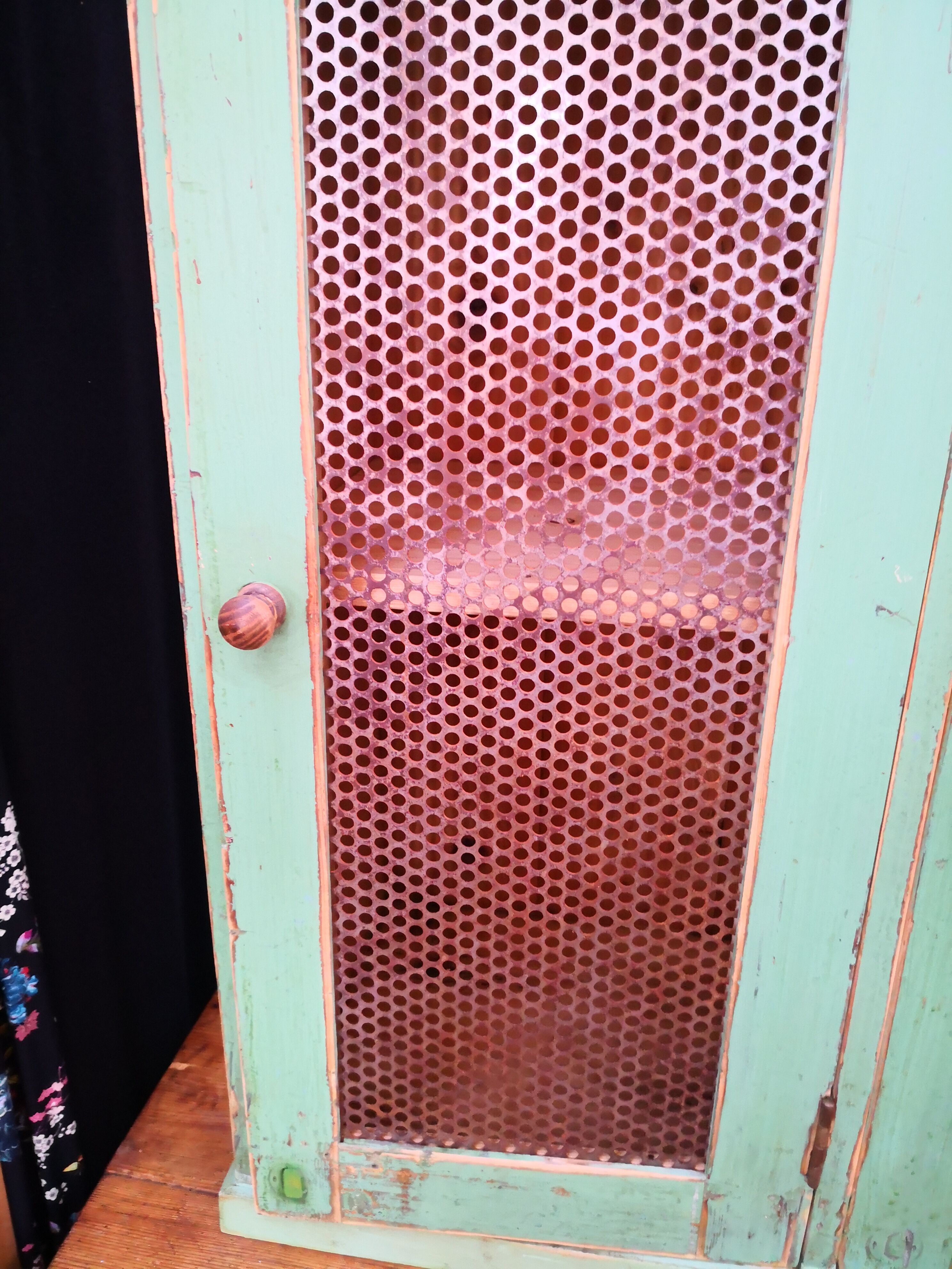 Garde manger en bois années 60