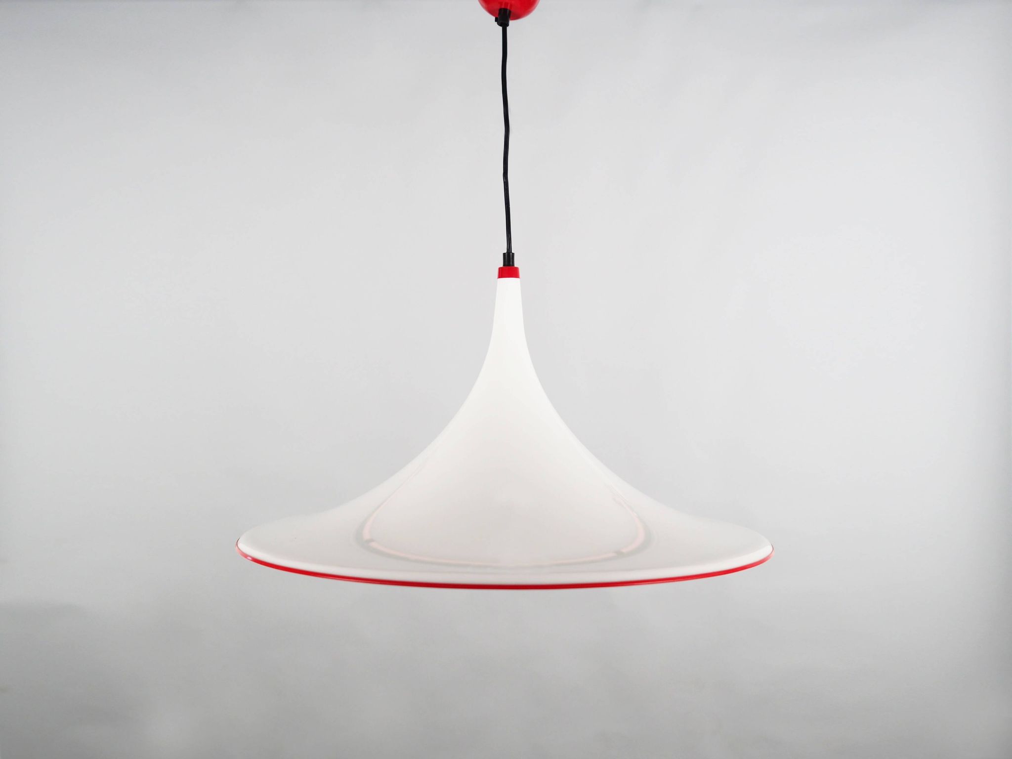Pendant lamp, Italian design, 1970s, production: Italy