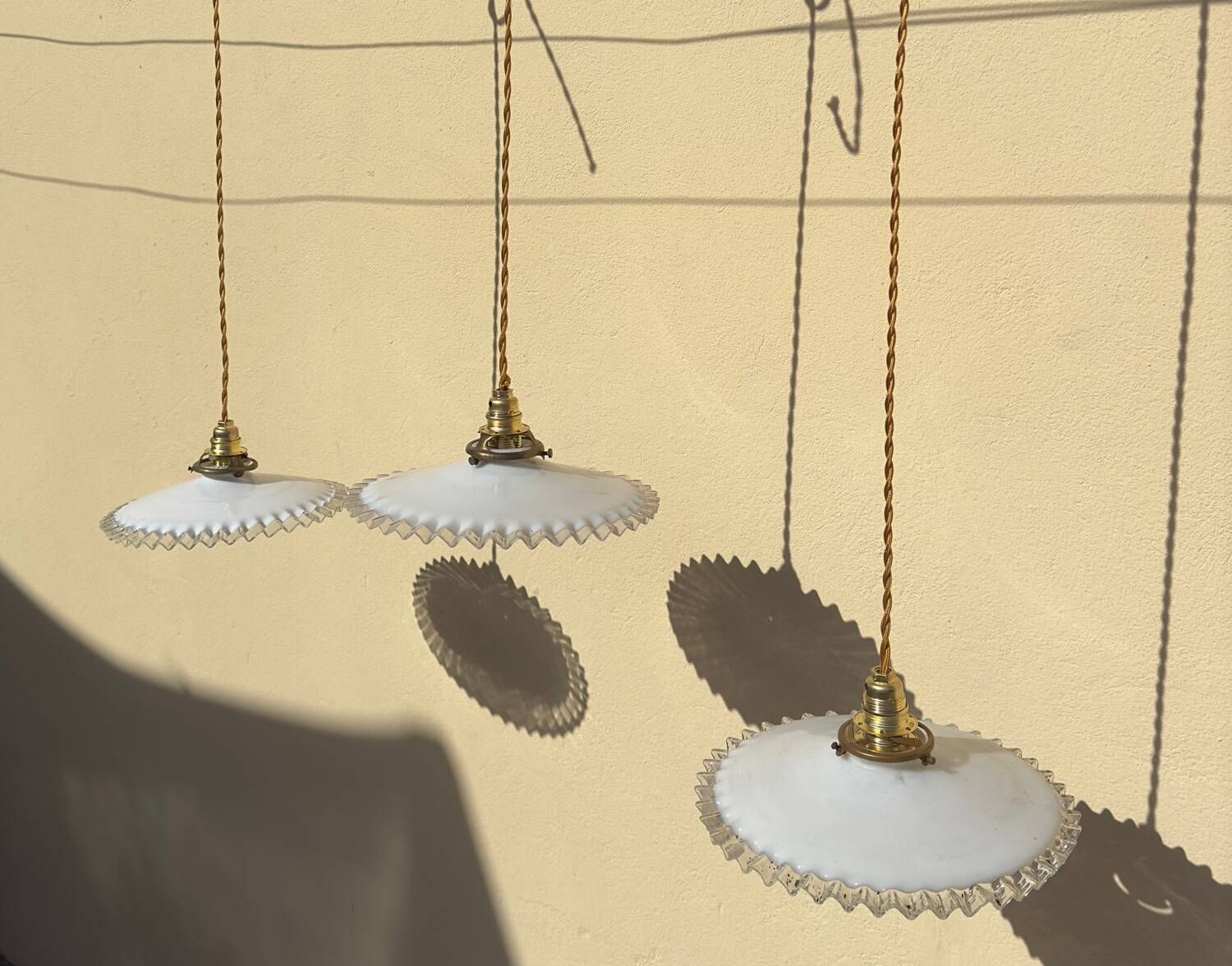 Trio vintage pendant light wavy opaline lampshade golden wires old light