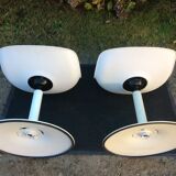 Vintage chair with tulip base in white lacquered metal pvc back and seat in orange Skaï.