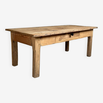 Table basse de ferme rustique