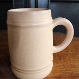 4 mugs stoneware
