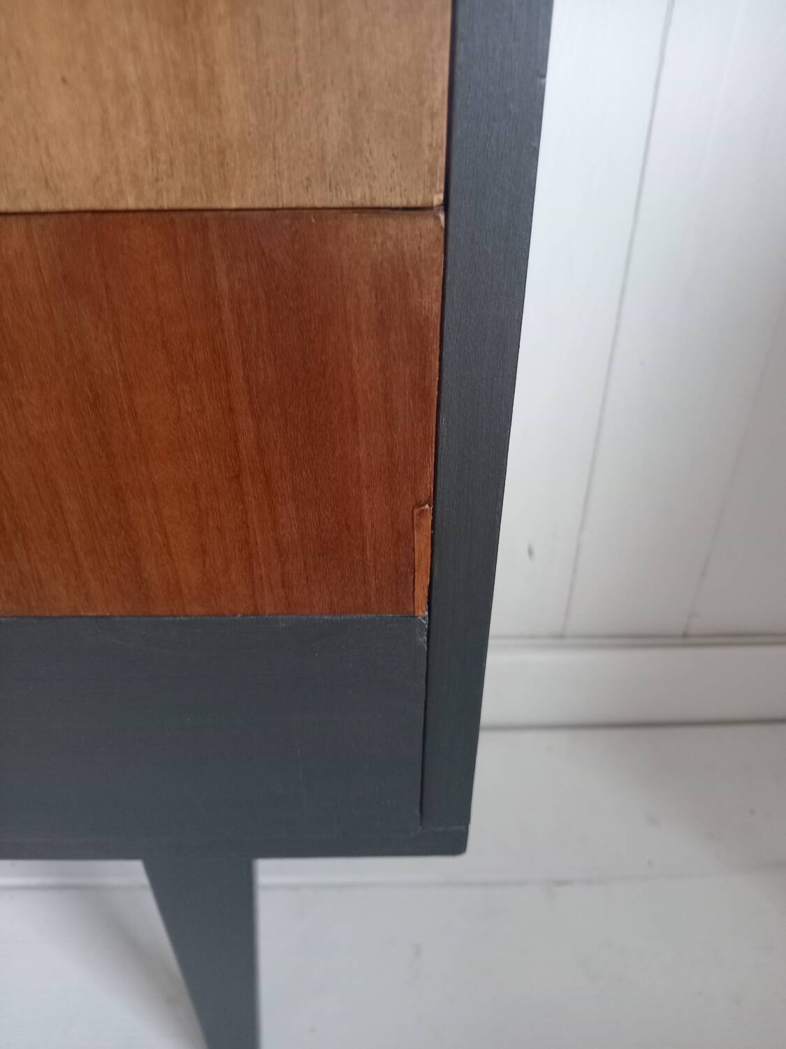 Chest of drawers, console in cherry