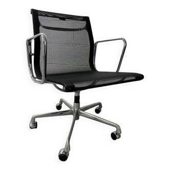 Office chair Eames Aluminum chair vitra