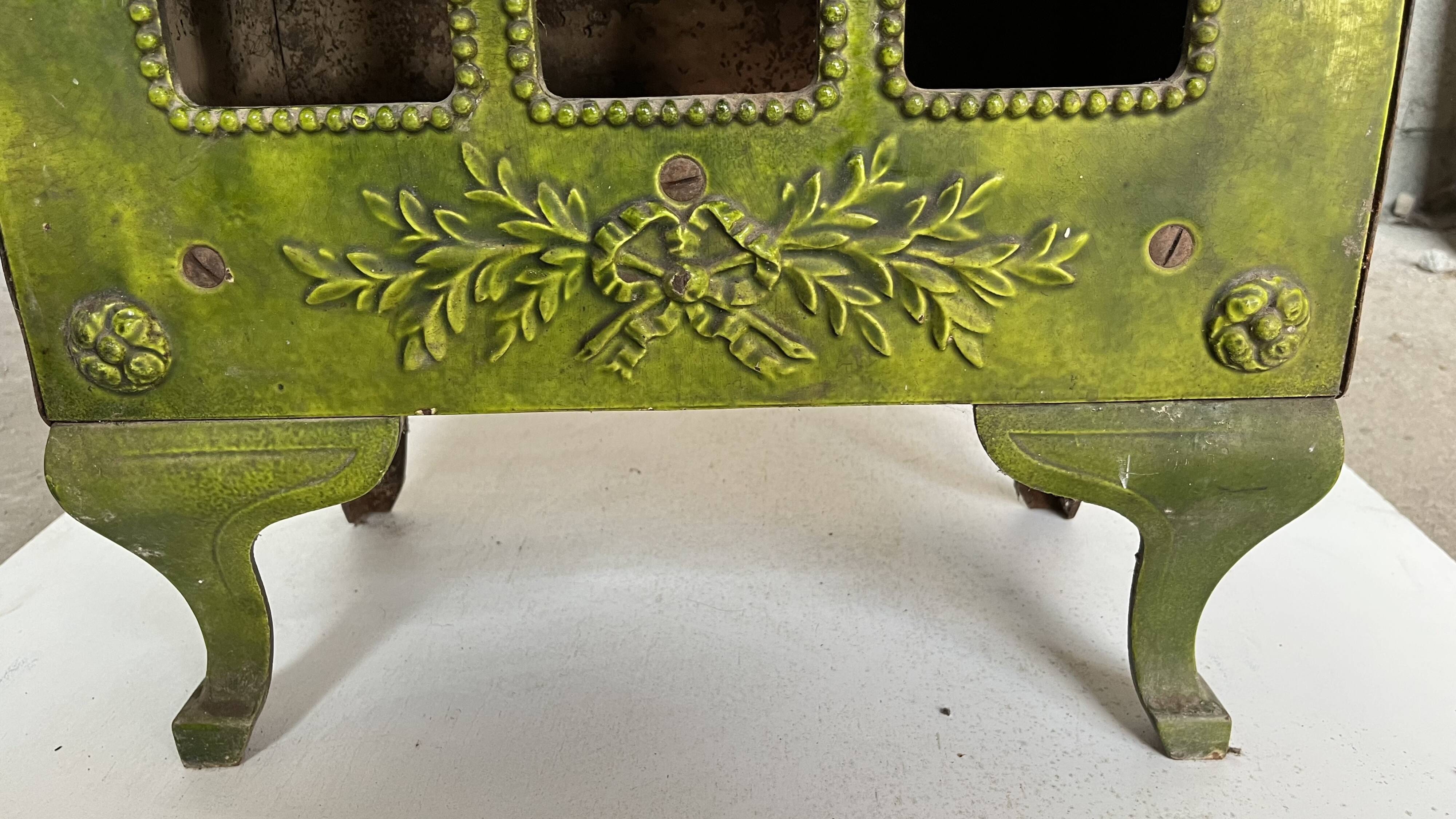 Mirus old enameled cast iron wood stove