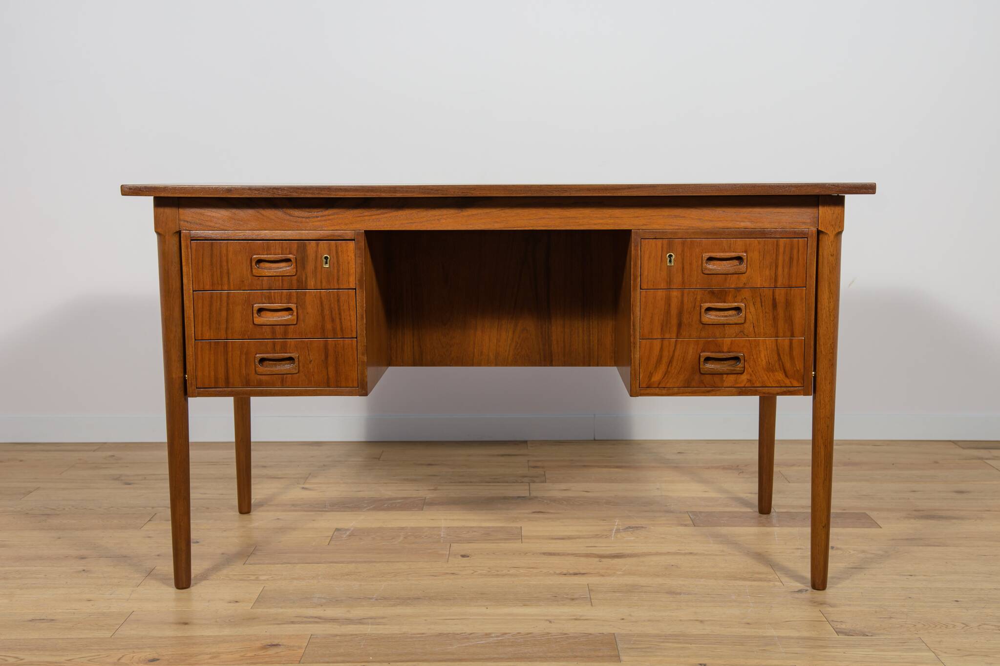 Mid-Century Freestanding Teak Desk, Denmark, 1960s