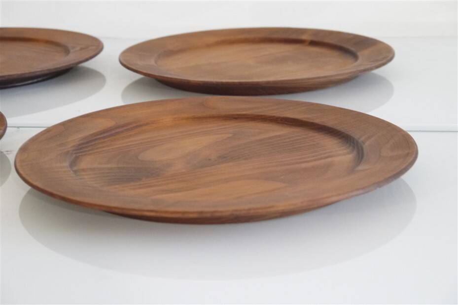 Set of Sacndinavian wooden plates 1960