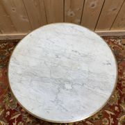 Guéridon rond de bistrot en fonte et marbre