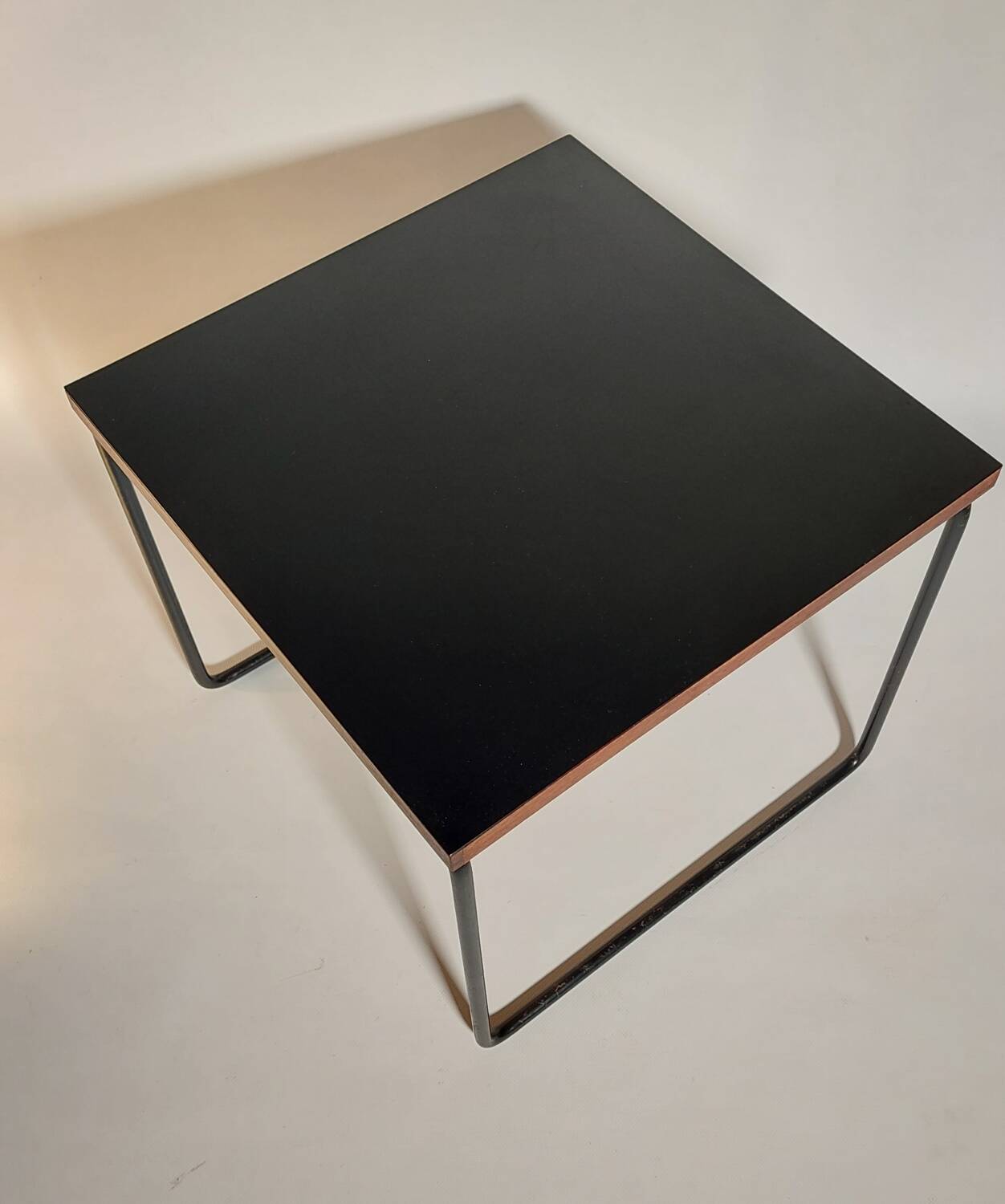Pierre Guariche flying table 1955