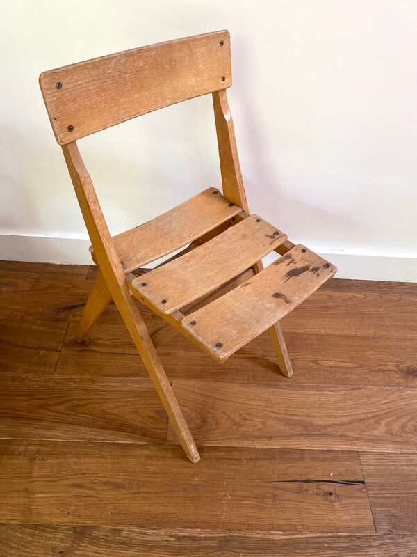 Chaise scandinave vintage en bois pour enfant