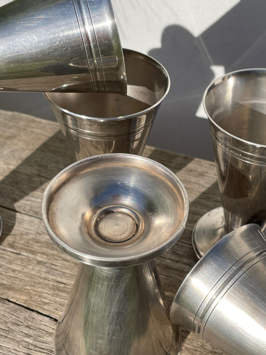 6 conical silver-plated metal bowls with hallmarks / Art Deco stemmed glasses
