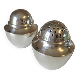 Fouquet's salt and pepper shakers