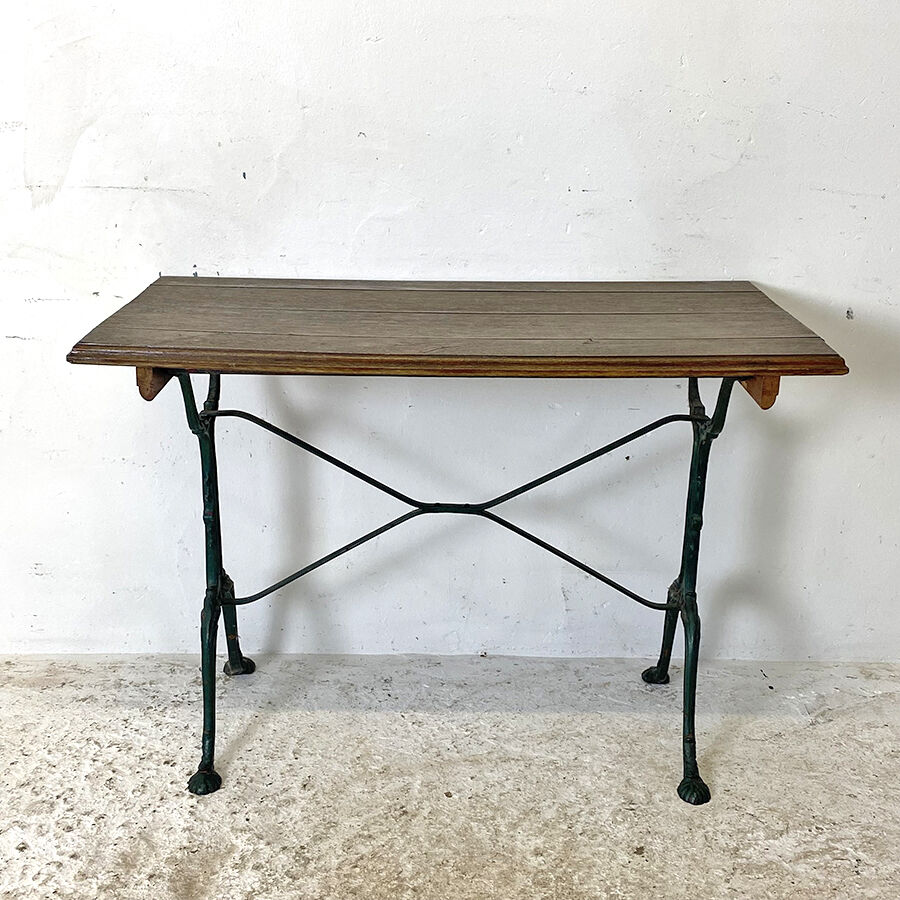 Vintage bistro table 50's