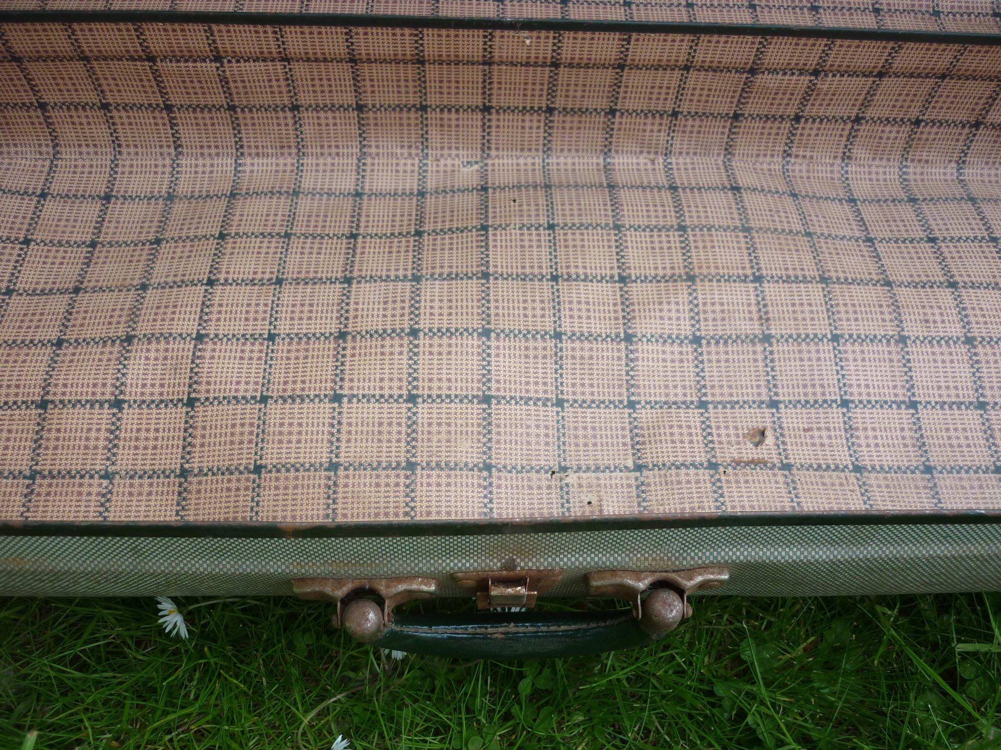 Valise verte longue des années 30