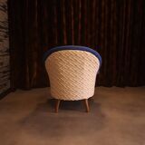 Toad armchair
