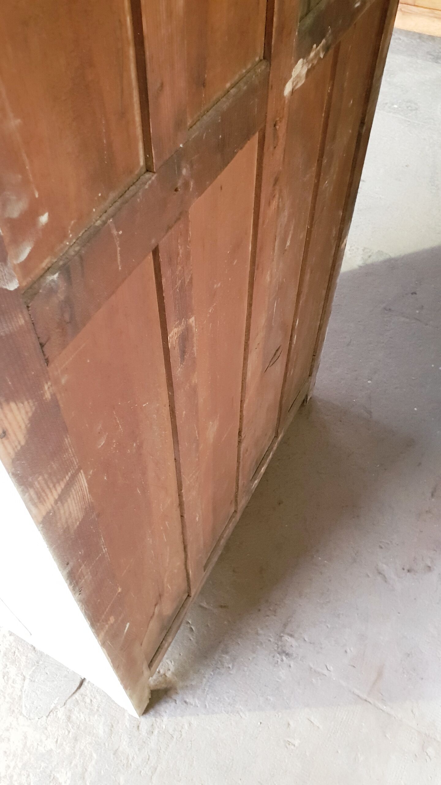 Armoire vintage