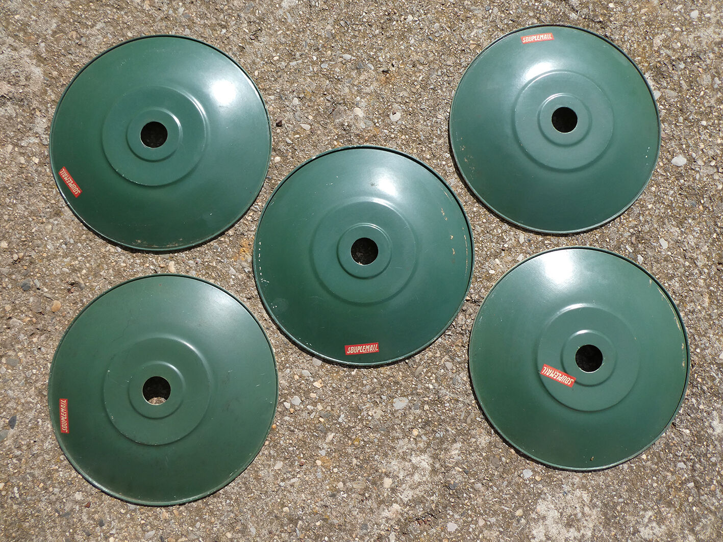 Lot of 5 green bistro lampshade in enamelled sheet metal - Souplemail