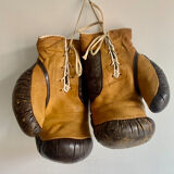 Boxing gloves, 1960s