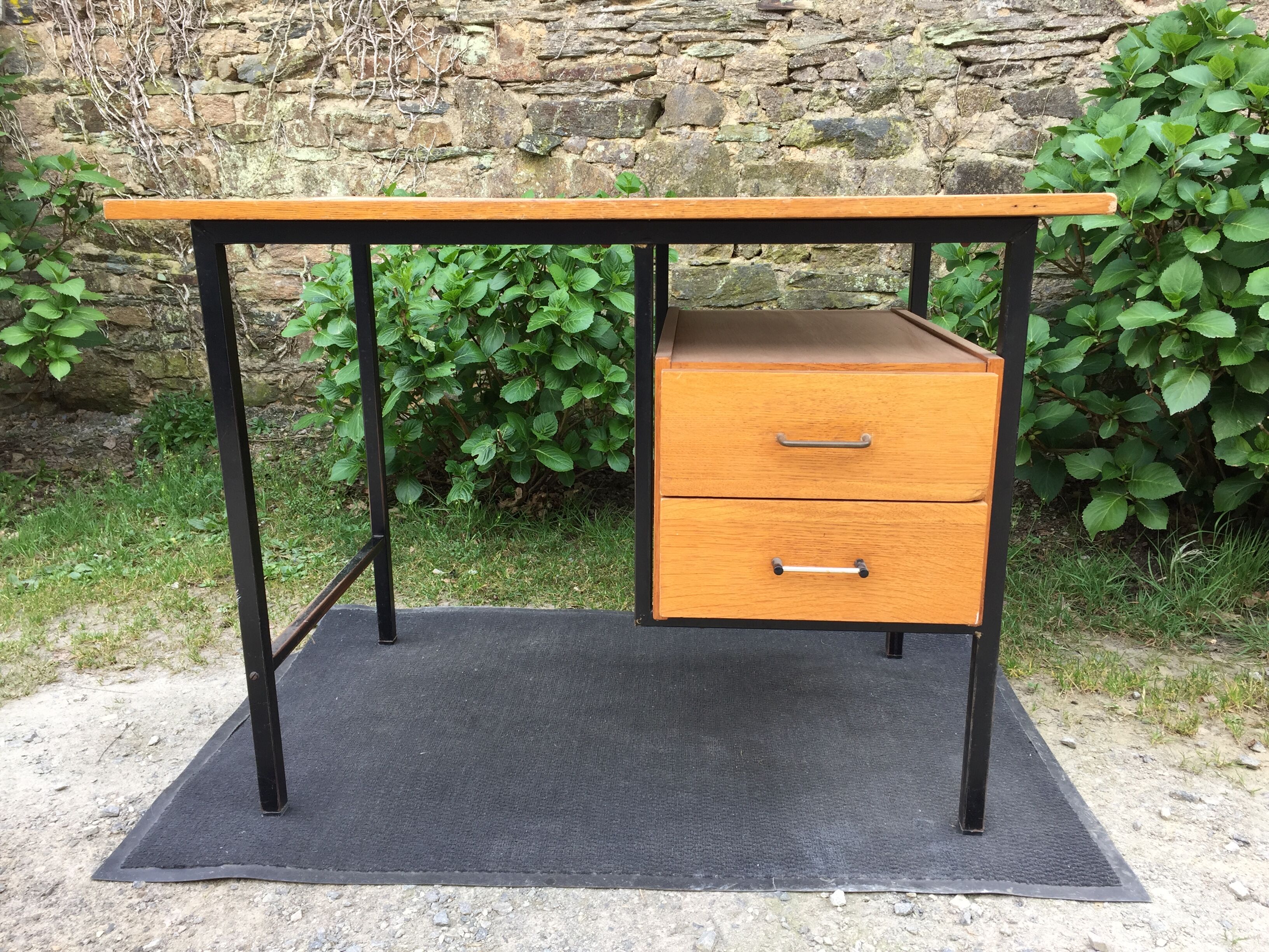 Vintage modernist office in oak and metal tubular base