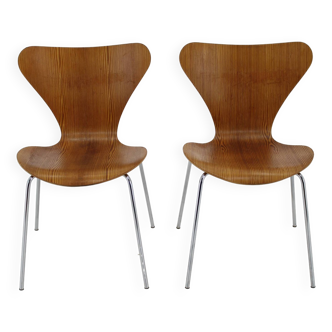 1970s Pair of Fritz Hansen 7 Chairs in Pine Wood, Denmark