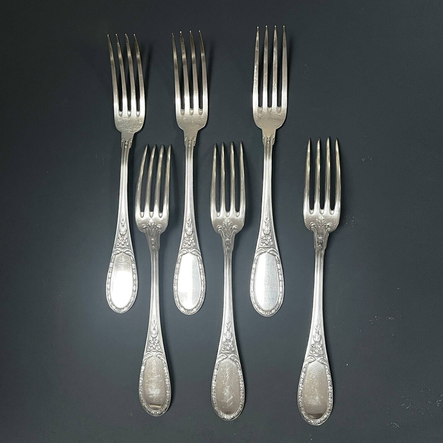 6 forks model Louveciennes