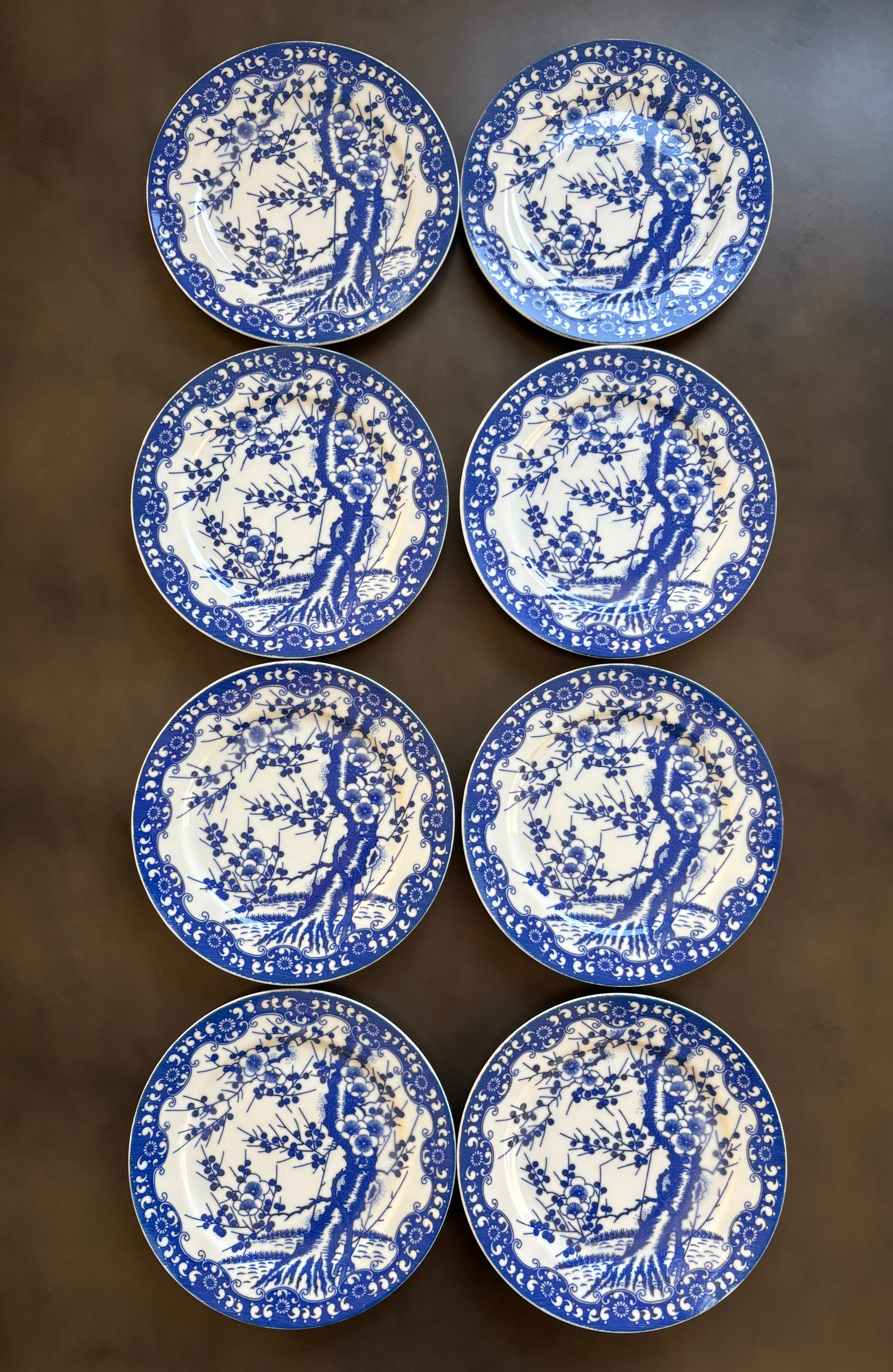 8 dessert plates with Japanese cherry blossom design