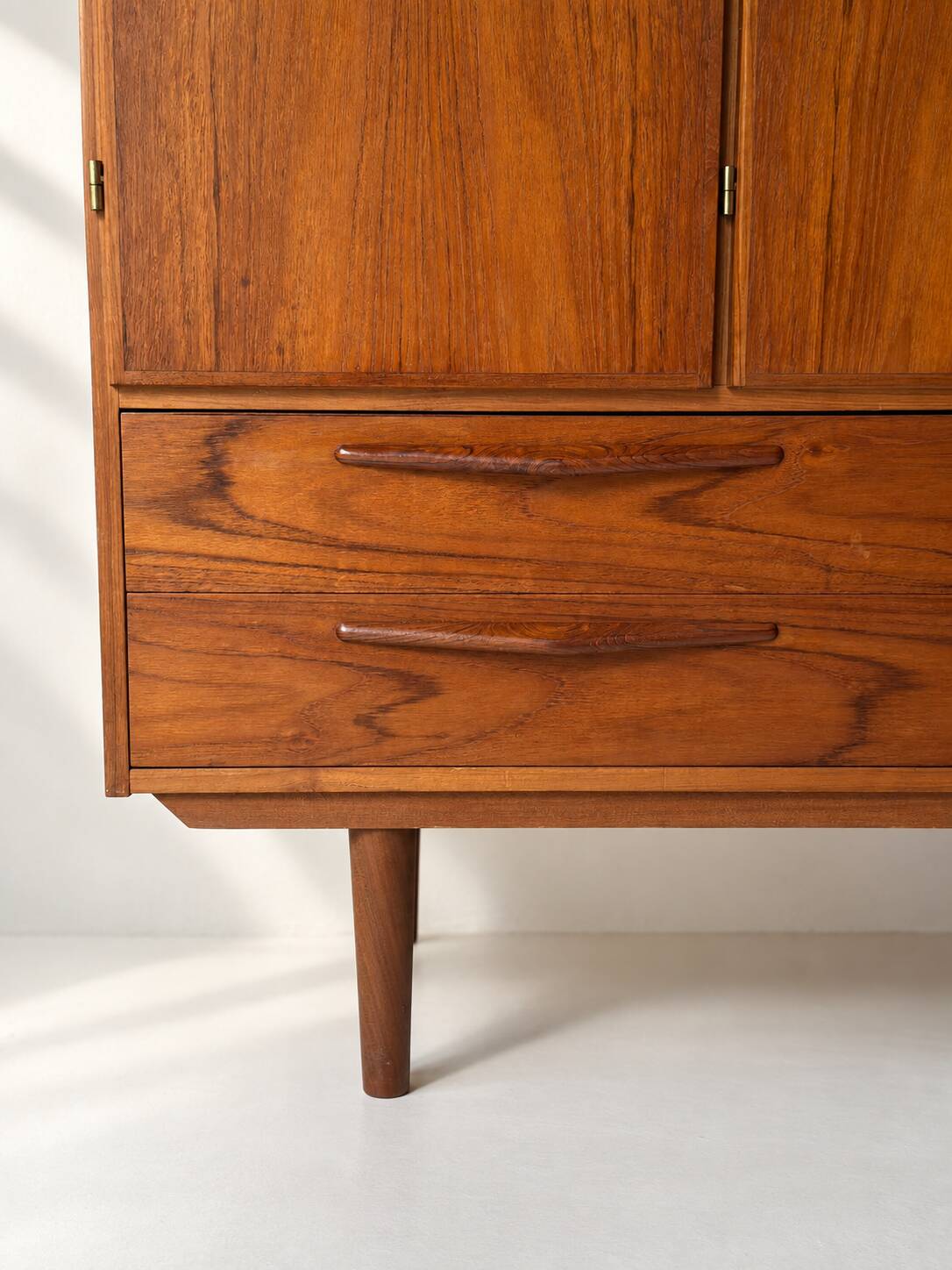 Cabinet en teck danois vintage