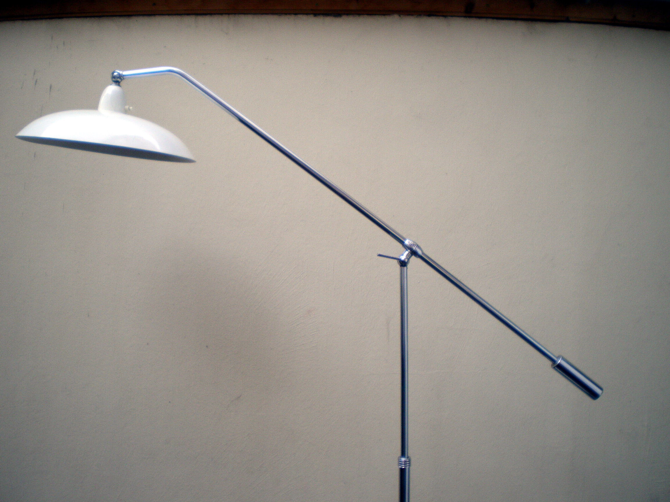 Italian lamppost has balanced from the 70s