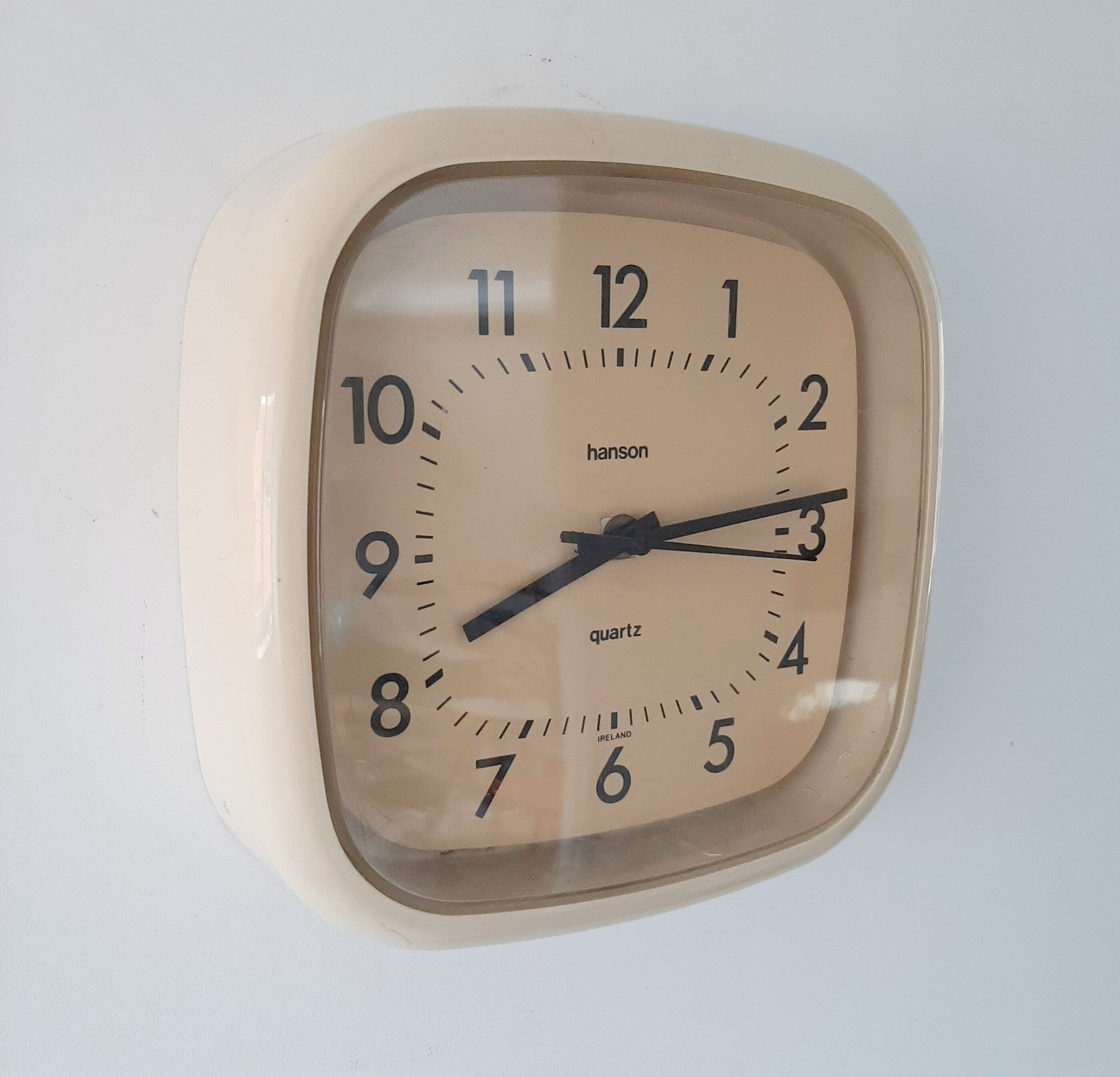Horloge vintage Hanson beige