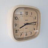 Vintage Hanson beige clock