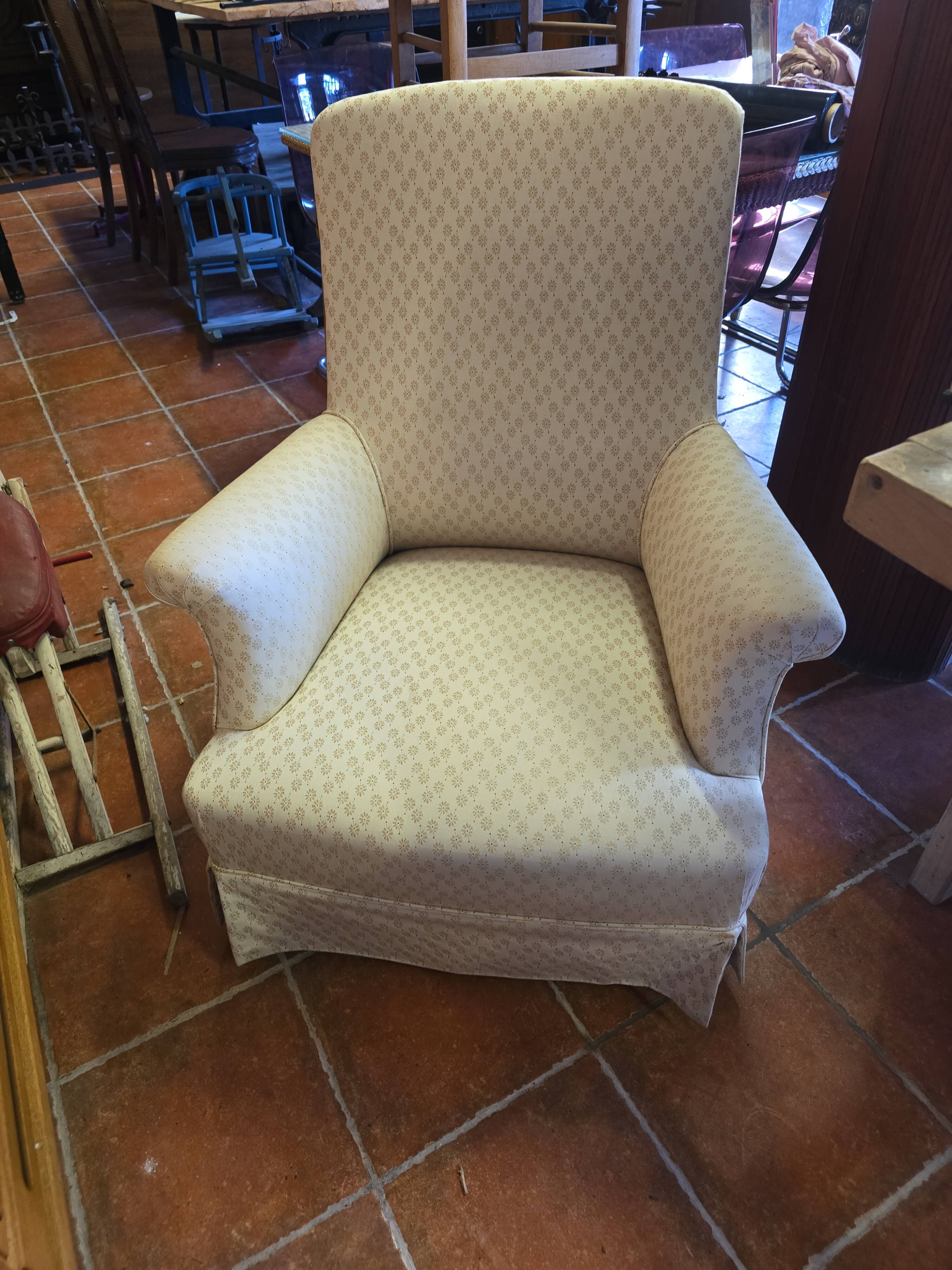 Paire de fauteuils crapaud